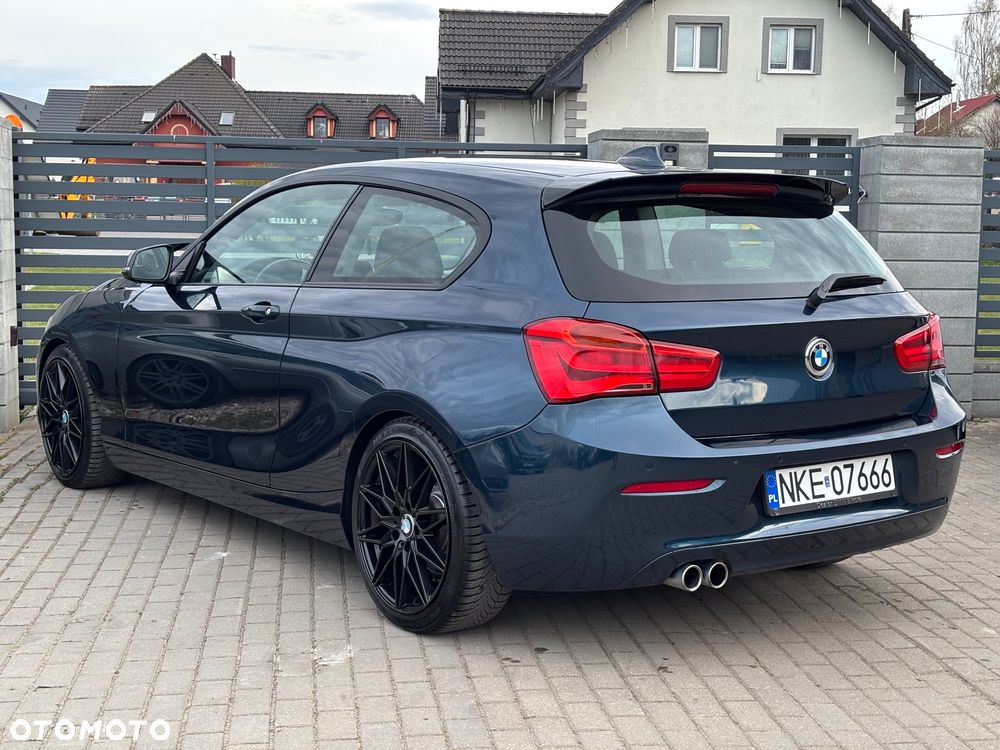 BMW Seria 1 120i - 3