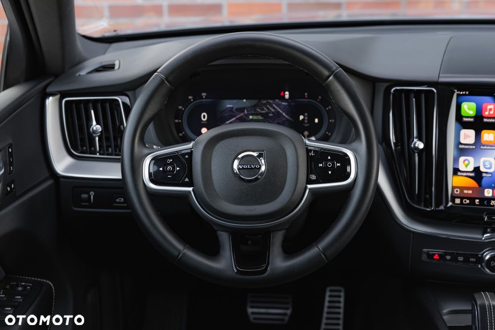 Volvo XC 60 B4 D Ultimate Dark - 21