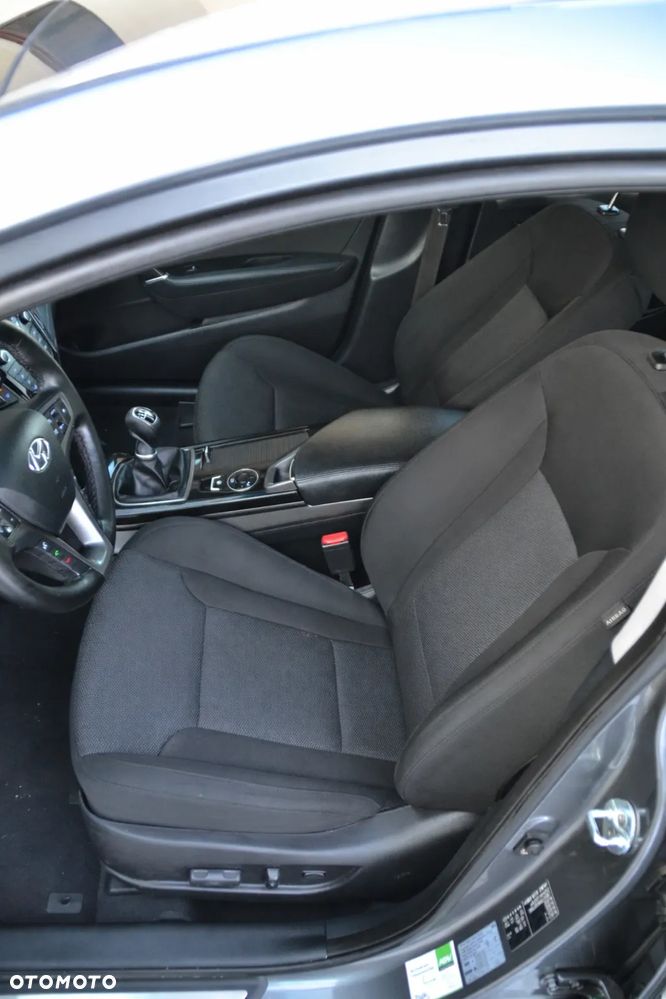 Hyundai i40 Kombi blue 1.6 Space - 37