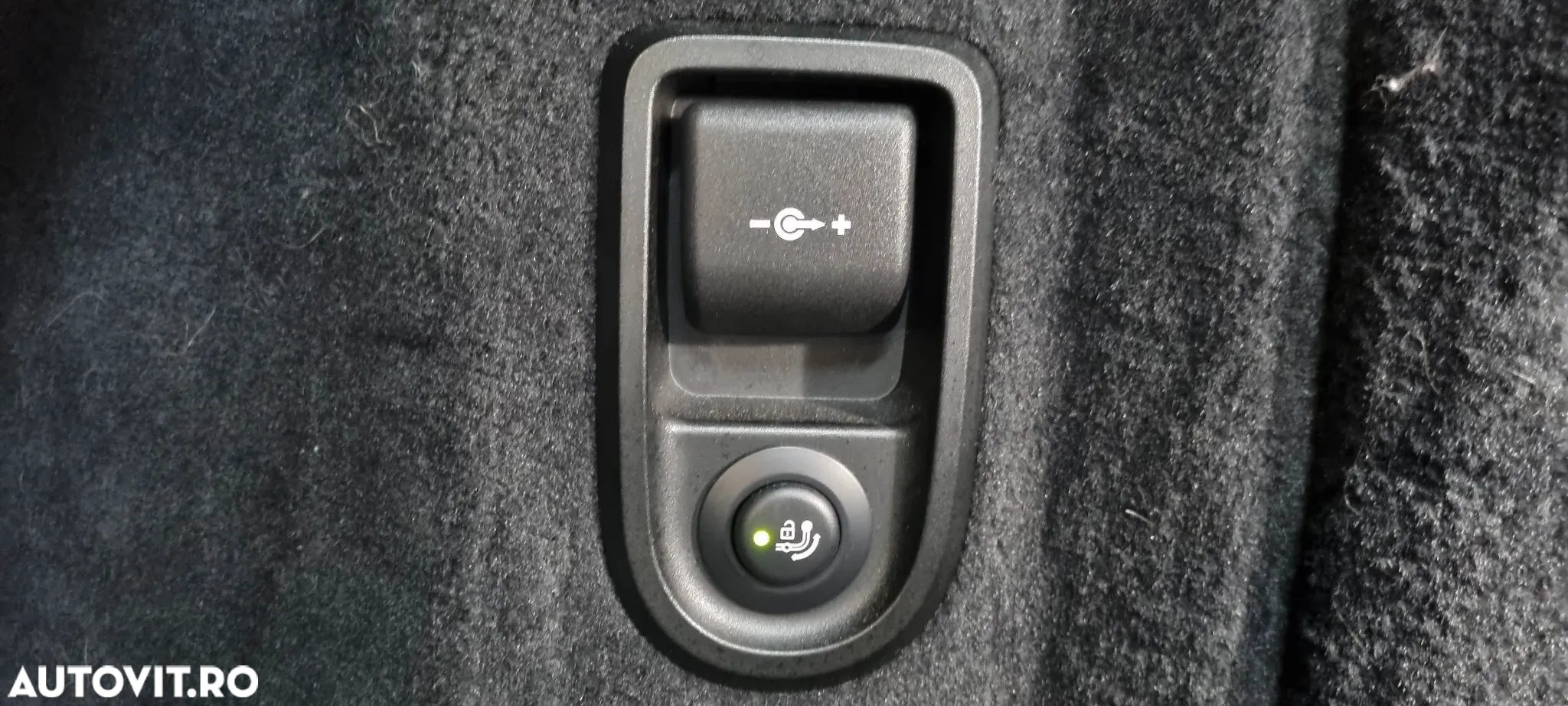 BMW Seria 5 540i xDrive AT - 14