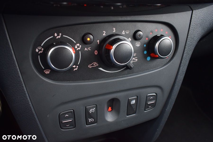 Dacia Sandero Stepway TCe 90 (S&S) Prestige - 13