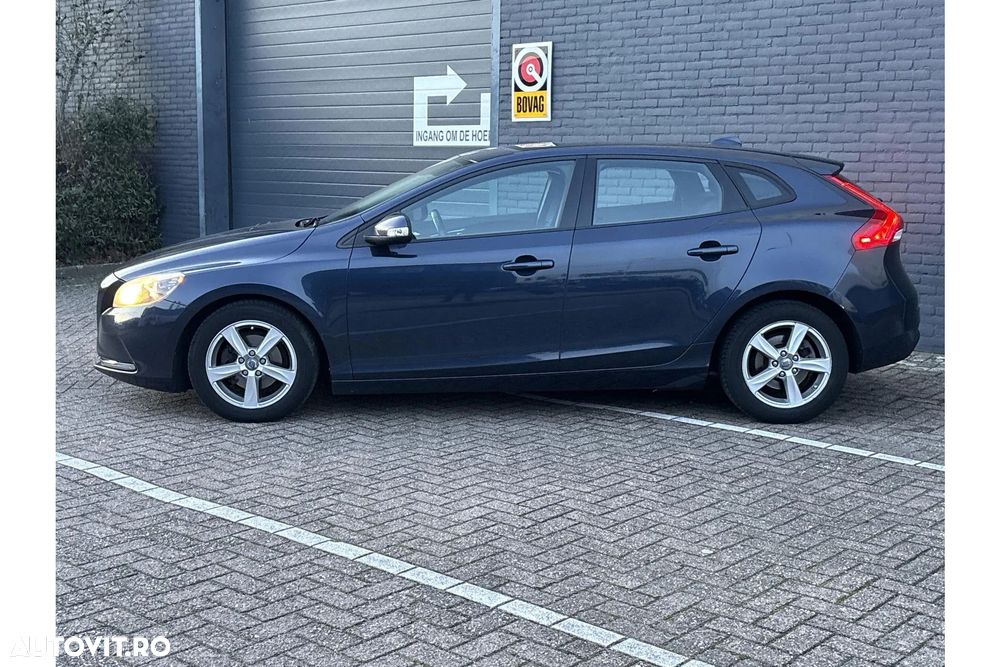Volvo V40 D2 - 6
