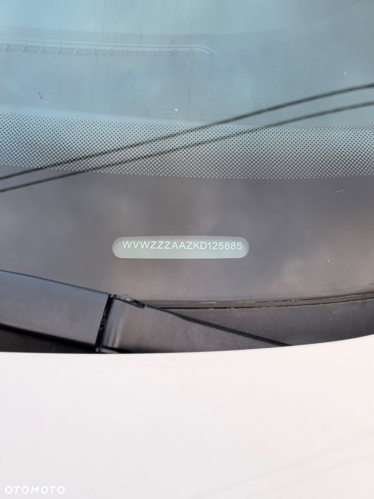Volkswagen up! 1.0 move - 15
