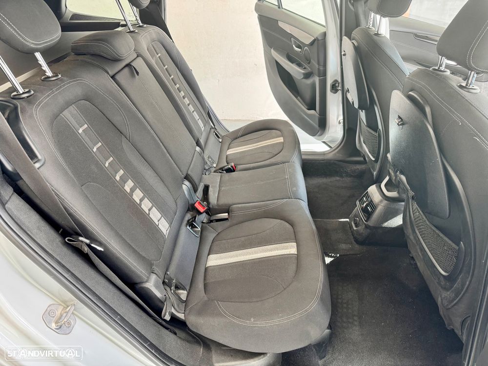 BMW 218 Gran Tourer d Sport-Aut. Sport Line - 23