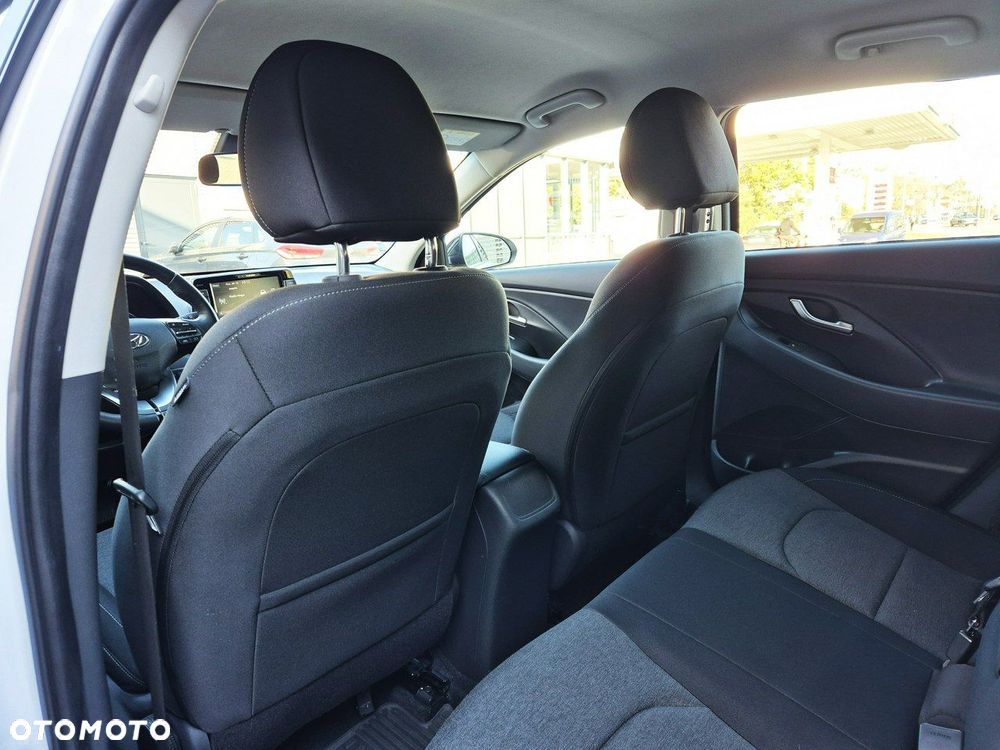 Hyundai i30 1.5 T-GDI 48V Smart - 22