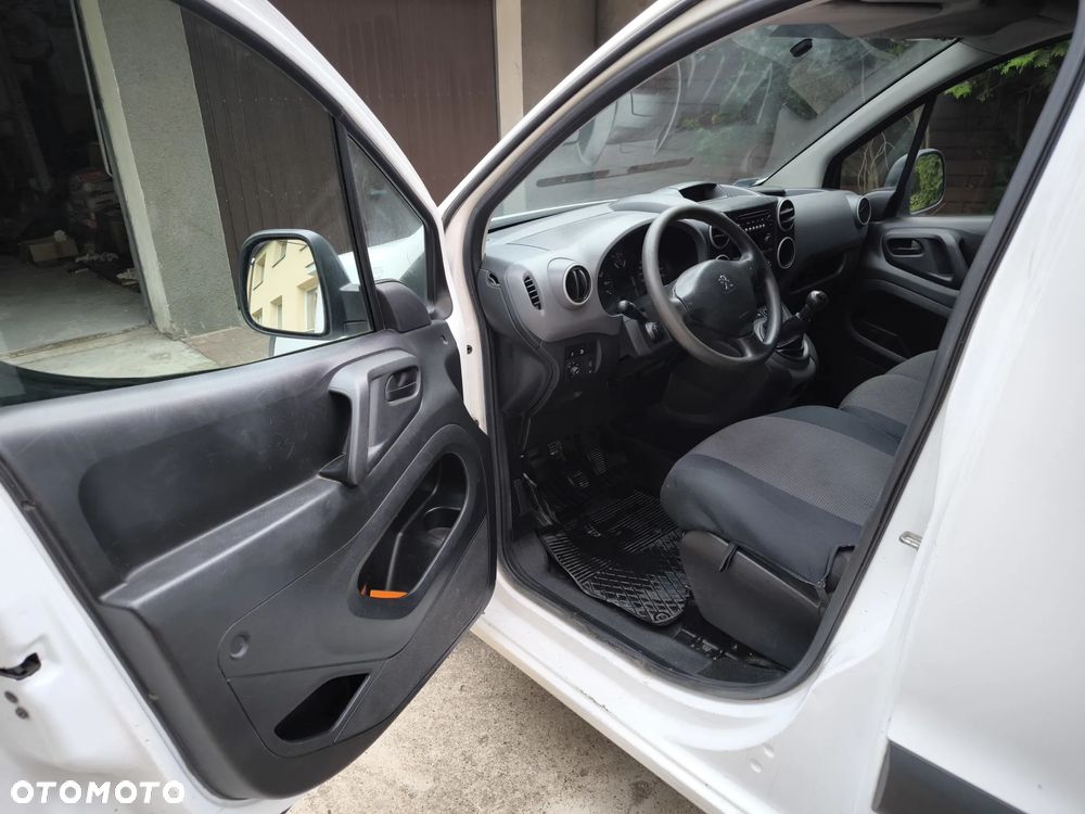 Peugeot Partner - 11