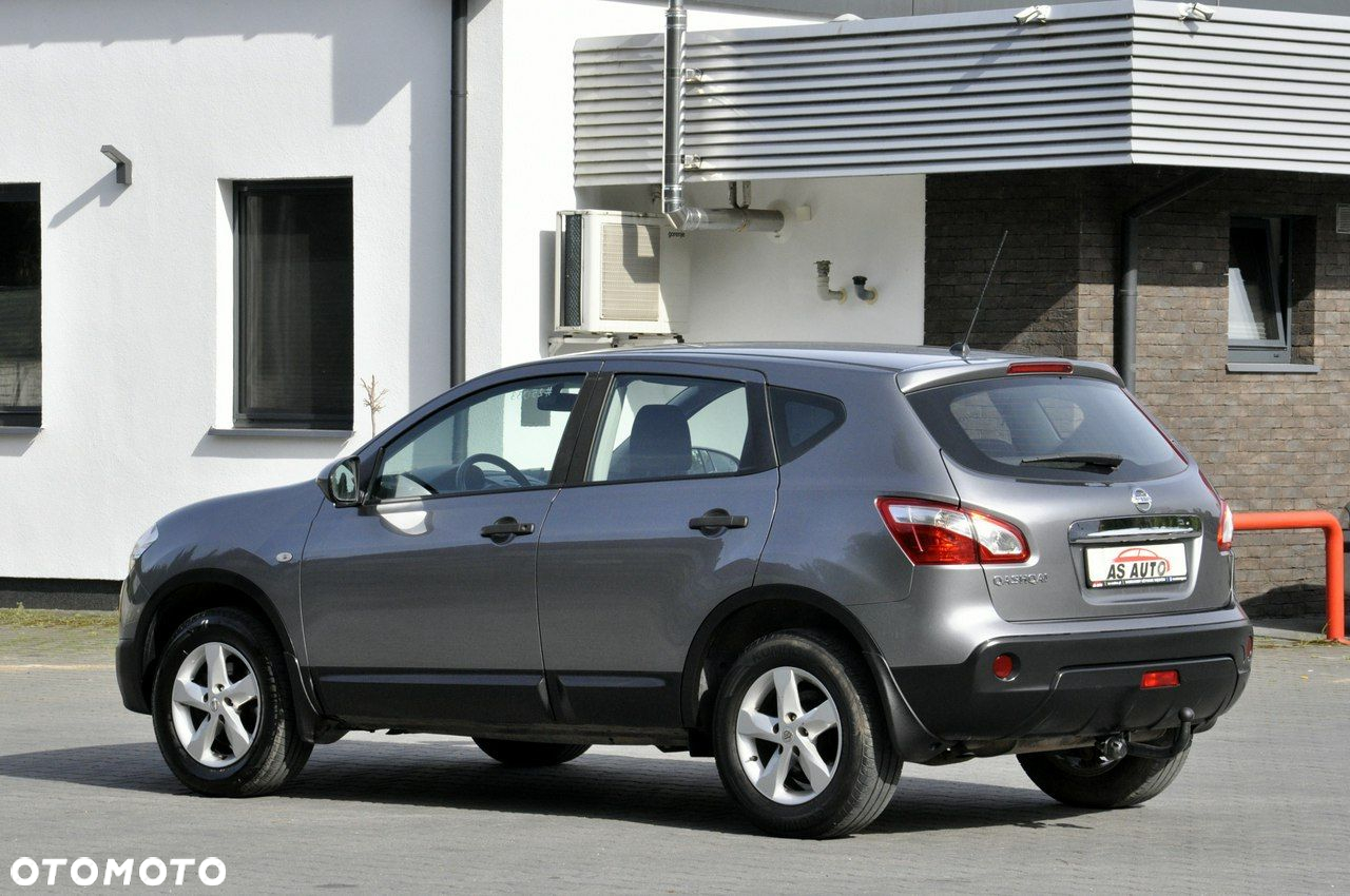 Nissan Qashqai 1.6 visia - 34