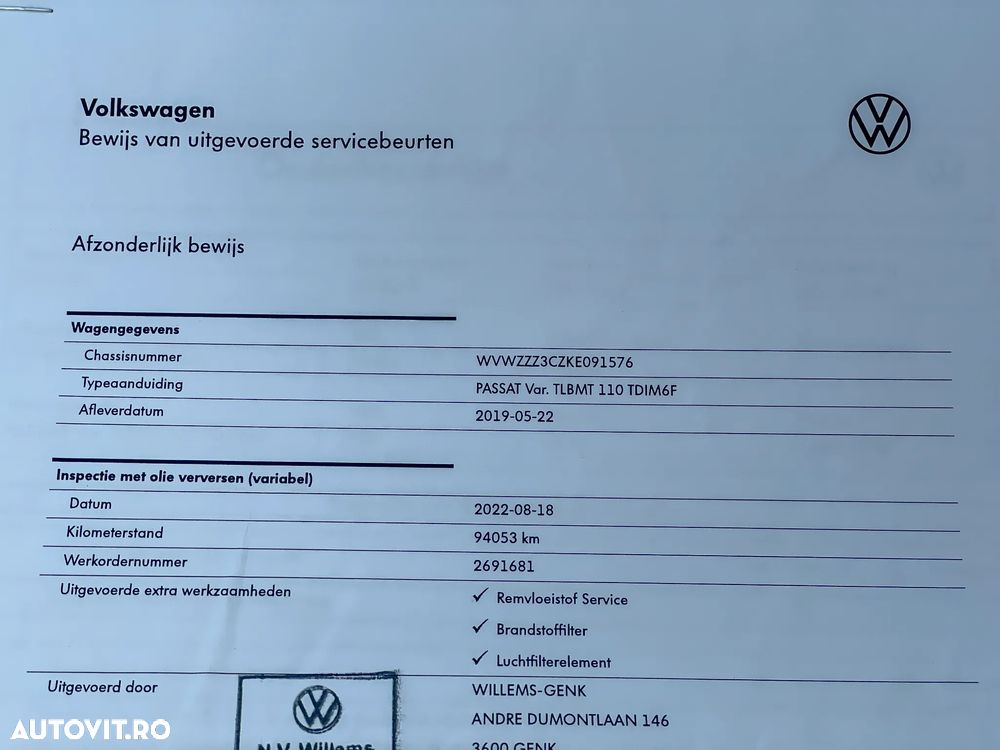 Volkswagen Passat Variant 2.0 TDI Comfortline - 24