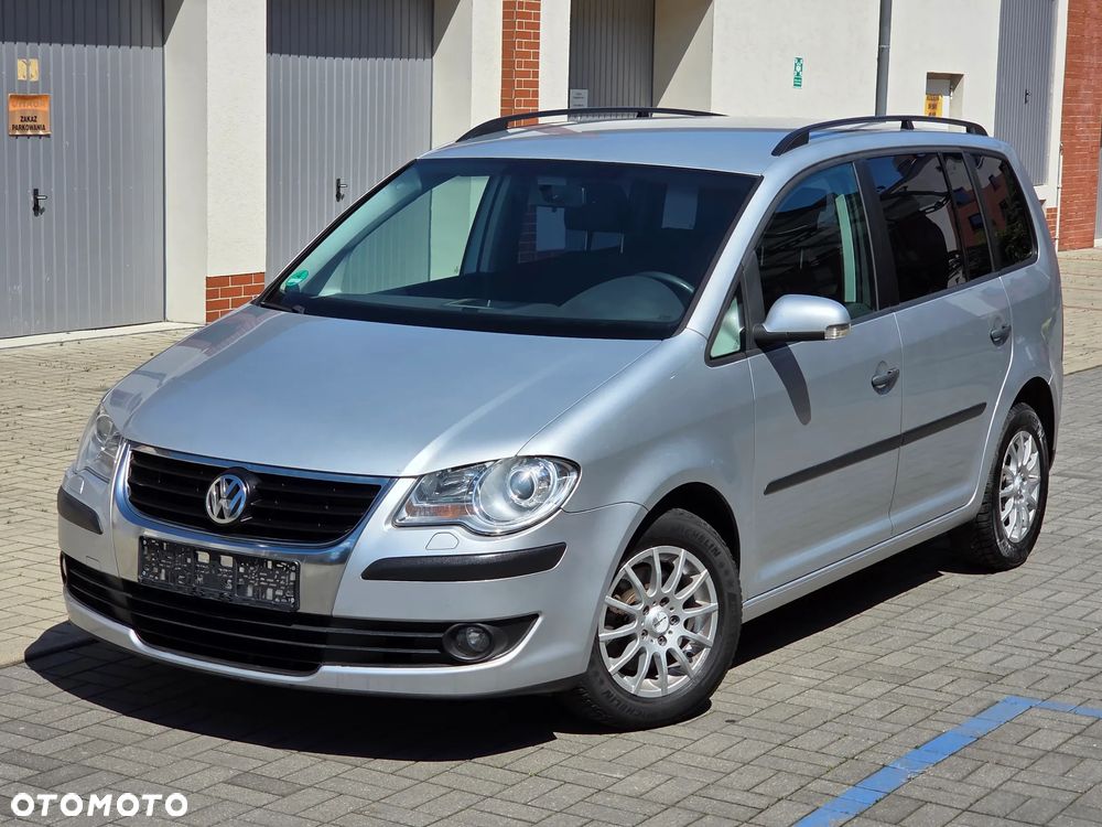 Volkswagen Touran 1.9 TDI DPF Blue Motion Trendline - 1