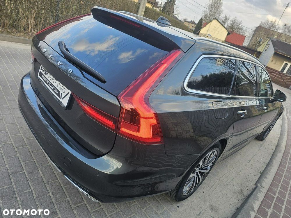 Volvo V90 D4 Momentum Pro - 10