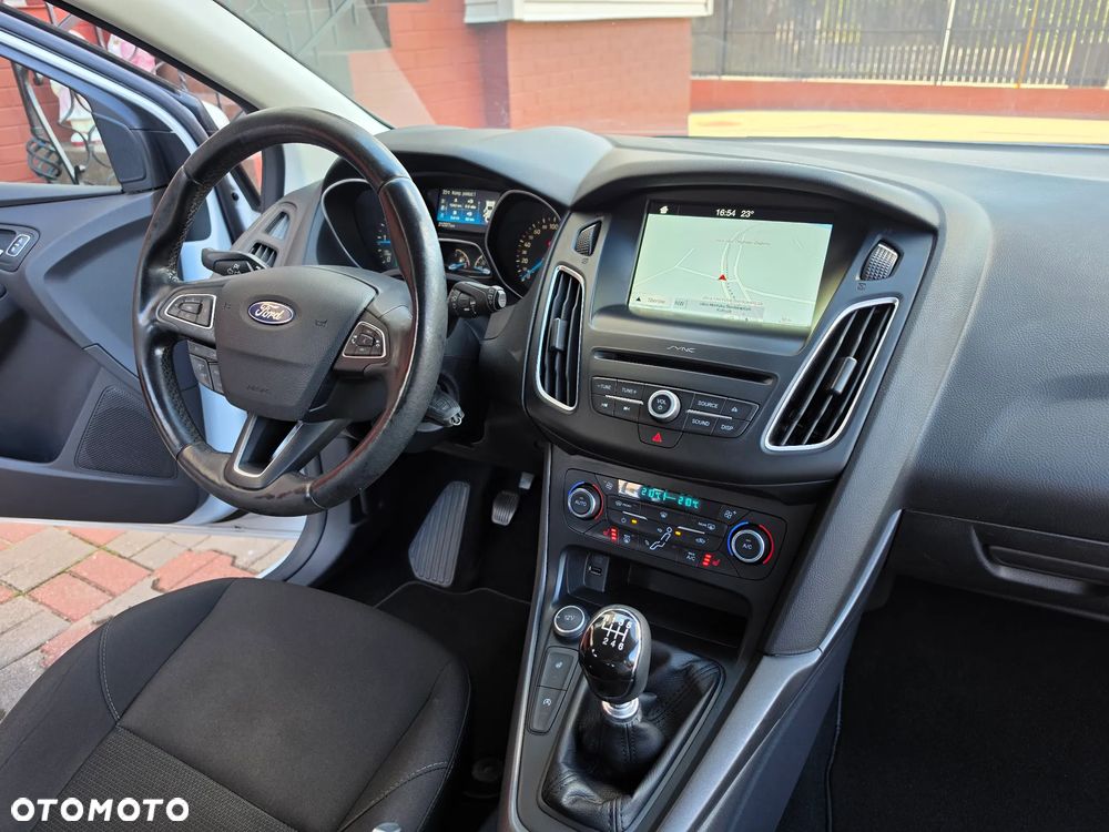 Ford Focus 2.0 TDCi Titanium ASS - 22