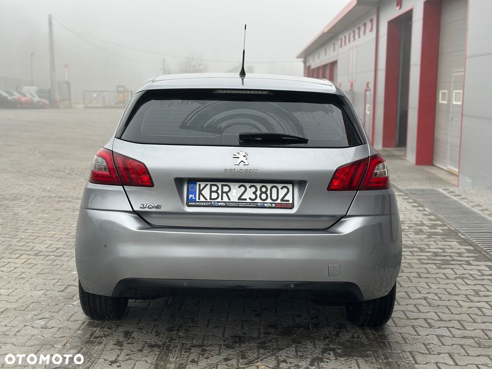 Peugeot 308 1.6 BlueHDi Active S&S EAT6 - 4