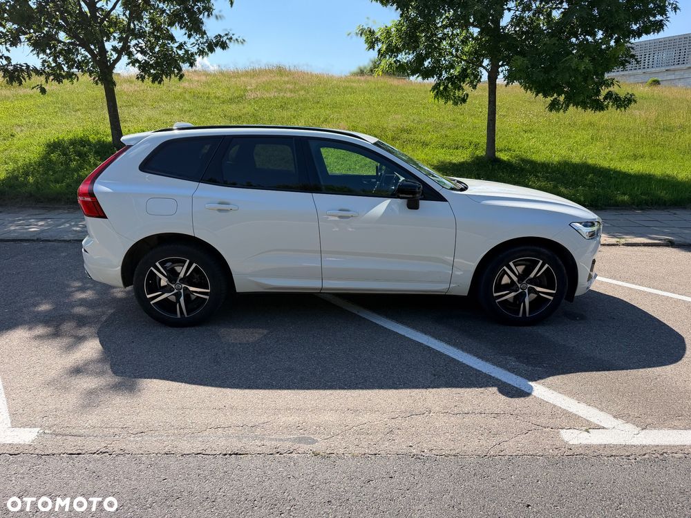 Volvo XC 60 D5 SCR AWD R-Design - 21
