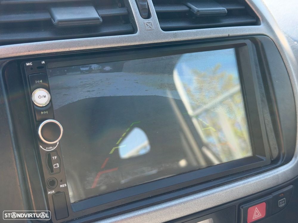 Toyota RAV4 2.0 VVT-i Pack 2 - 14