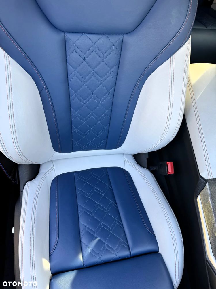 BMW Seria 3 M340i xDrive sport - 11