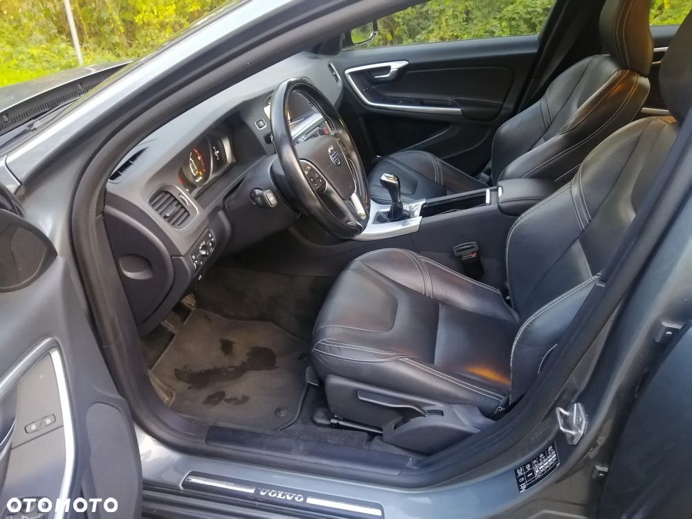 Volvo V60 - 8