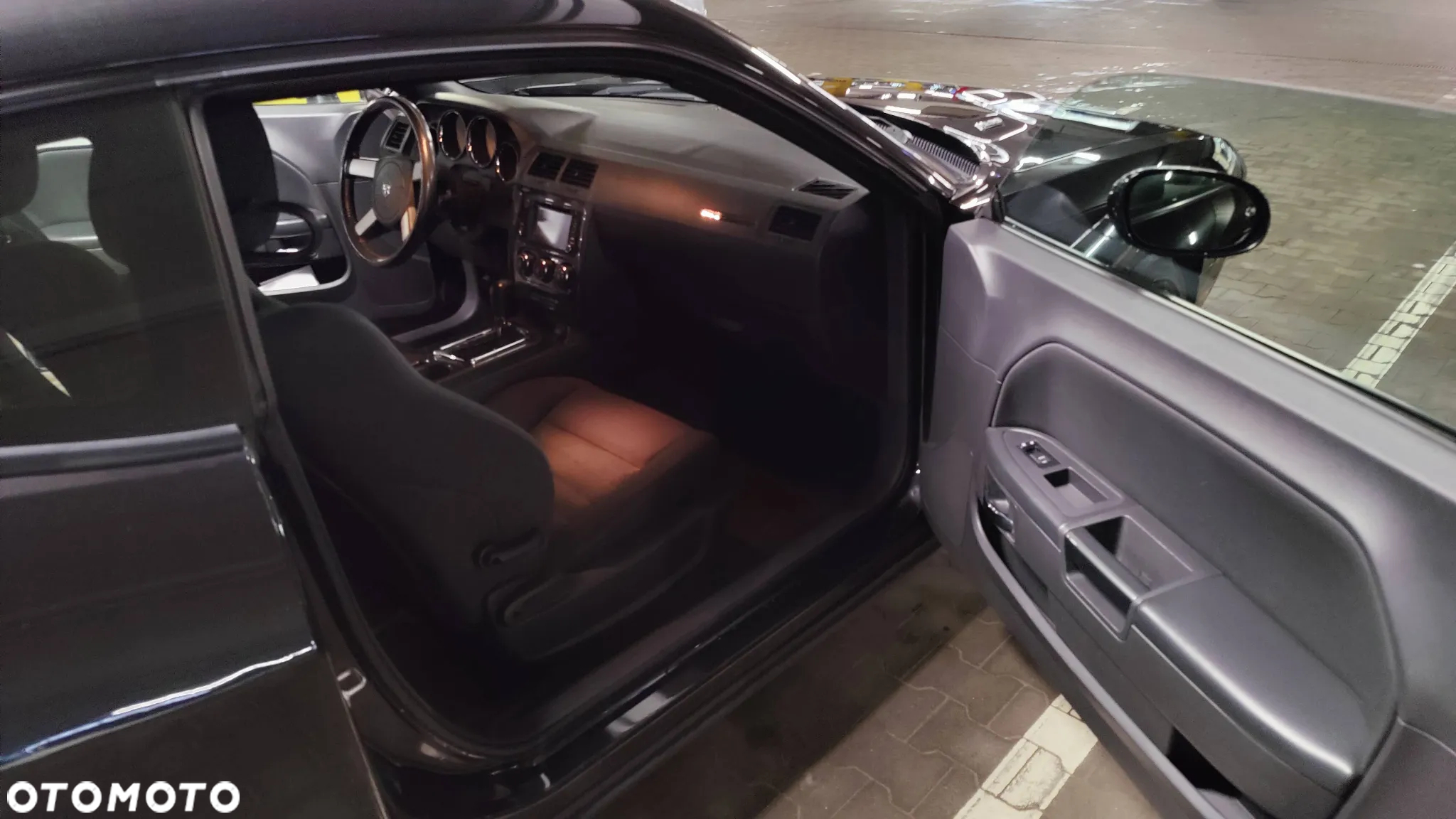 Dodge Challenger 5.7 R/T - 7