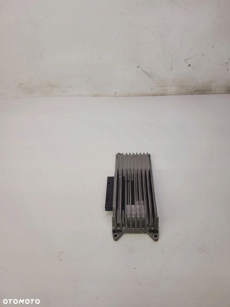 WZMACNIACZ RADIA AUDIO AUDI A4 B8 A5 Q5 8R1035223A - 1