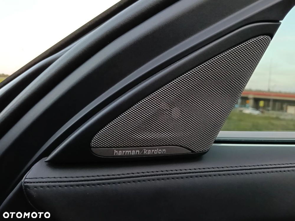 BMW Seria 7 - 28