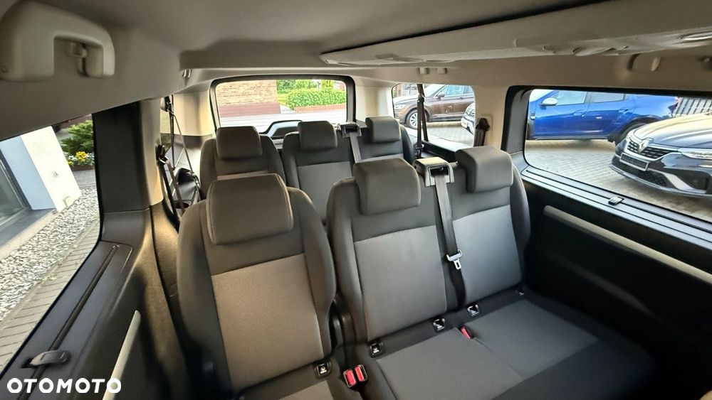 Peugeot Traveller - 22