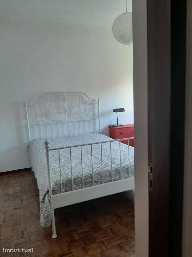 Quarto - localizado em Bairro do Sol Coimbra - Grande imagem: 3/8