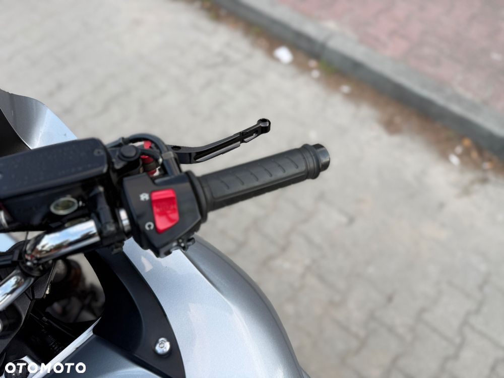 Honda CBF - 24