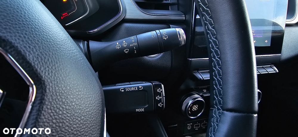 Renault Captur BLUE dCi 115 INTENS - 33