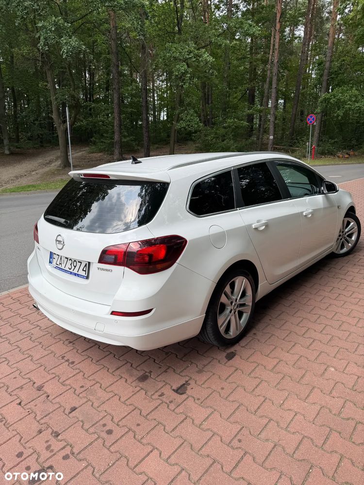 Opel Astra 1.4 T Sport - 9