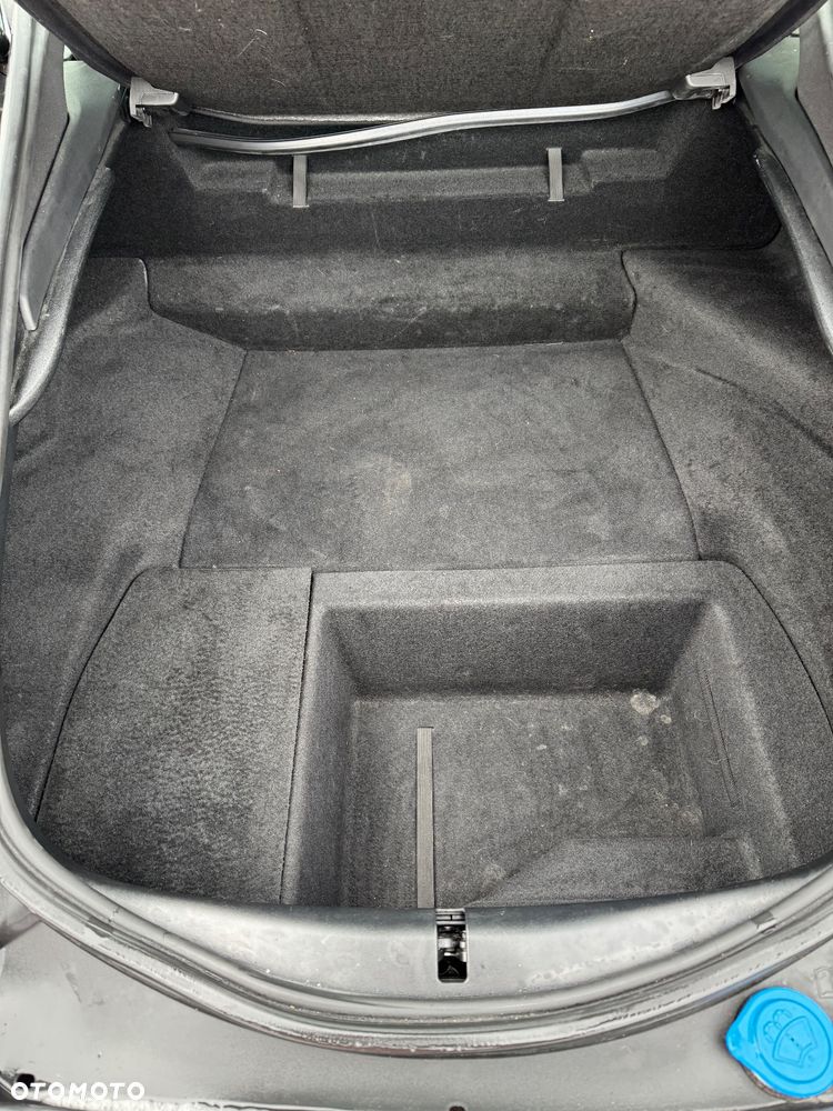 Jaguar F-Type R AWD - 22