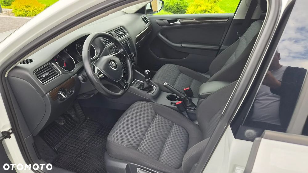 Volkswagen Jetta 2.0 TDI DPF BMT Comfortline - 13