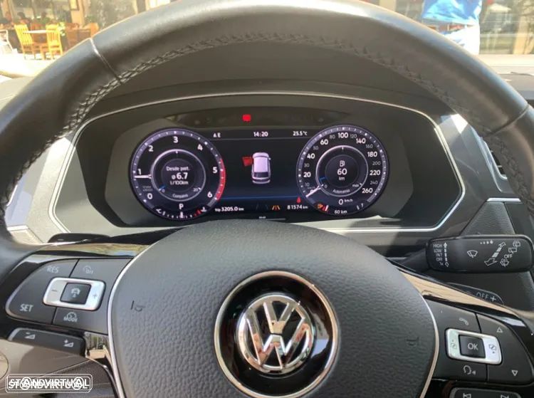 VW Tiguan 2.0 TDI Highline DSG 4Motion - 4