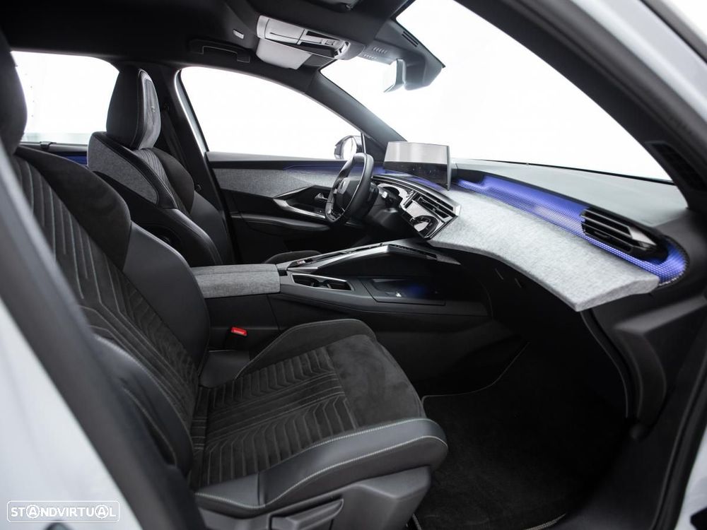 Peugeot E-5008 73 kWh GT - 10