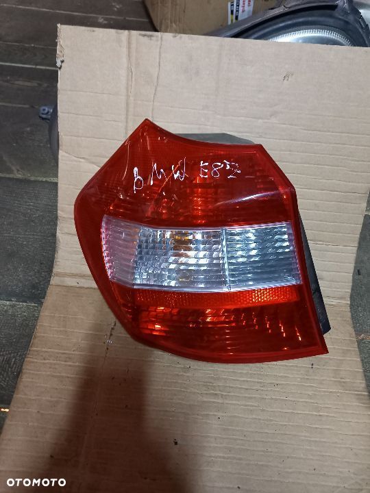 BMW 6 924  E 87 Lampa tylna tył lewa  301-638-0000 - 1