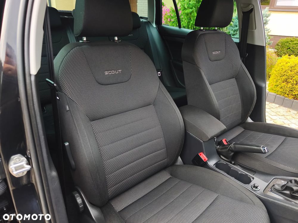 Skoda Octavia 2.0 TDI 4x4 DSG Scout - 7