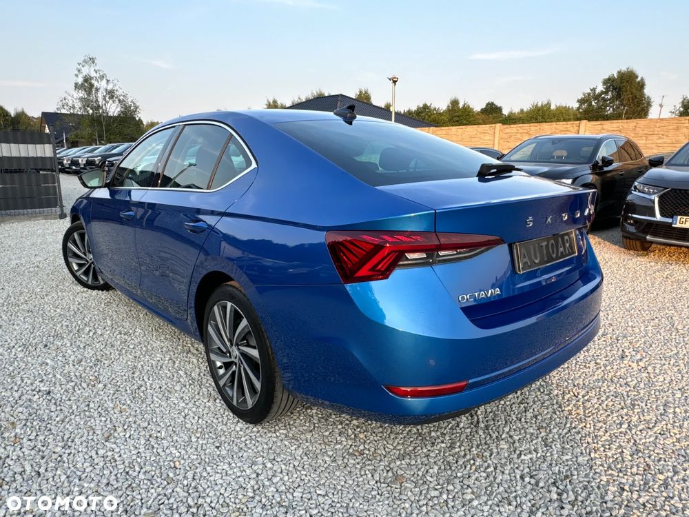 Skoda Octavia 2.0 TDI L&K DSG - 11
