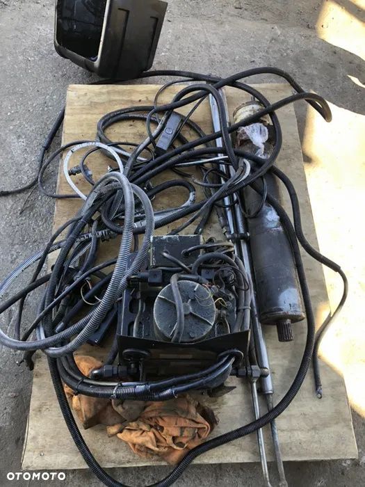 Pompa wywrotu hydrauliczno-elektryczna 24v - 1