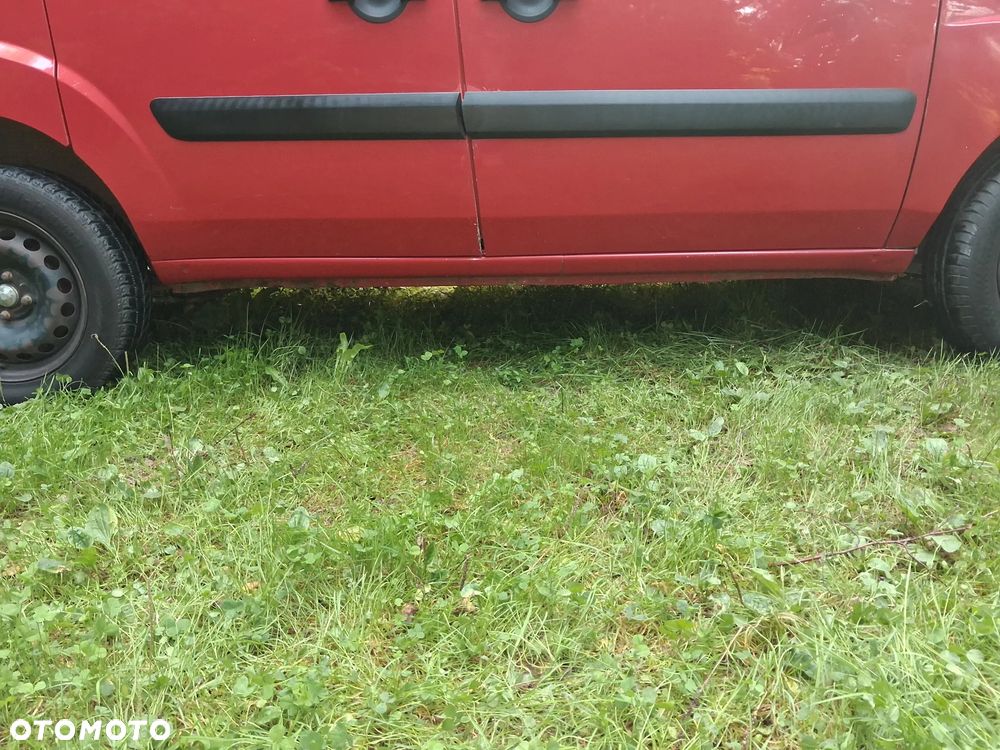 Fiat Doblo 1.4 8V Fresh - 19