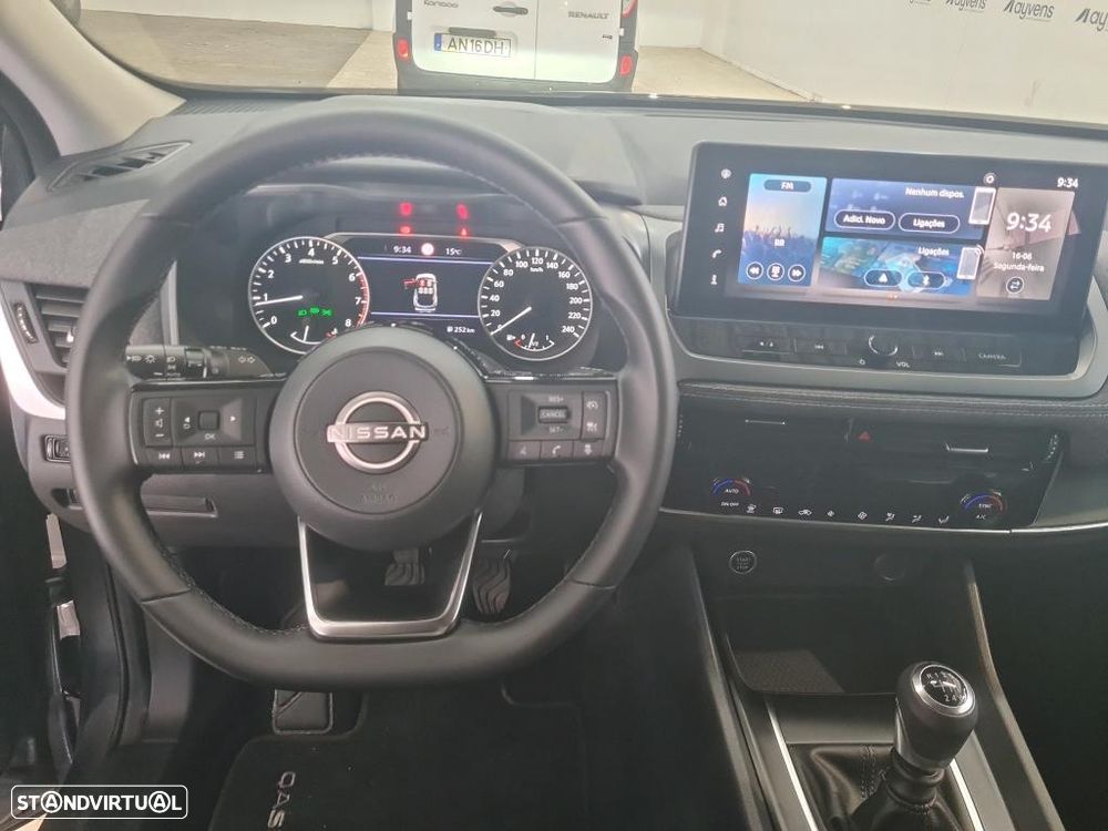 Nissan Qashqai 1.3 DIG-T Engage - 8