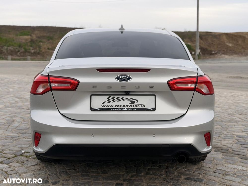 Ford Focus 1.0 EcoBoost Titanium - 9