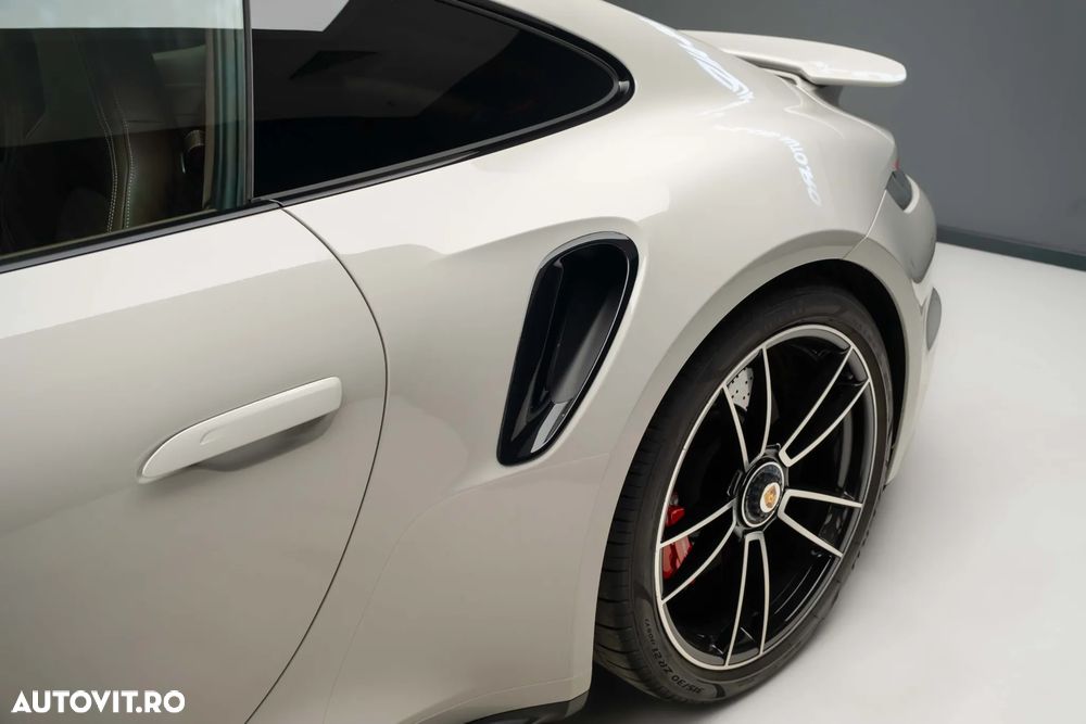 Porsche 911 Turbo PDK - 15