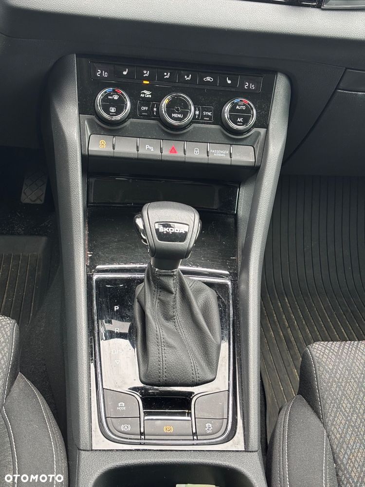 Skoda Karoq 1.5 TSI ACT 4x2 Style DSG - 14