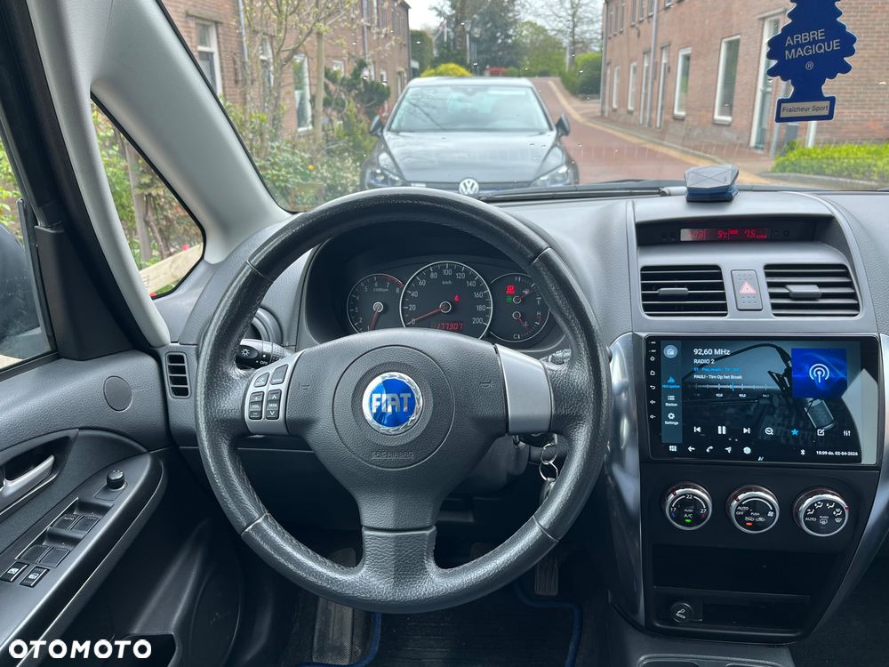 Fiat Sedici 1.6 16V 4x4 Luxury - 6