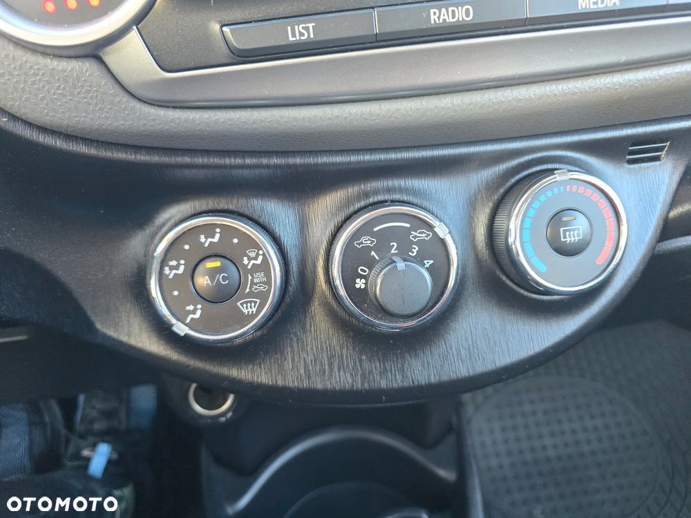 Toyota Yaris 1.0 Luna - 25