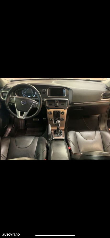 Volvo V40 D3 Geartronic Summum - 6