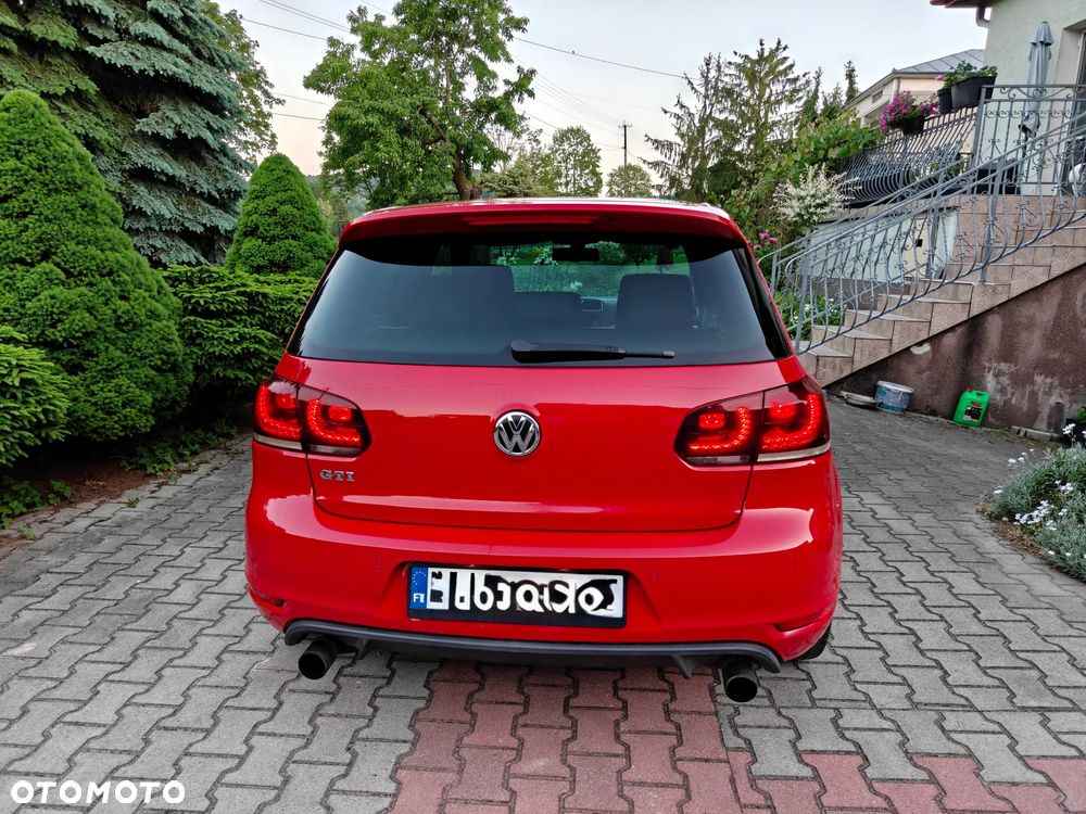 Volkswagen Golf 2.0 GTI adidas - 4