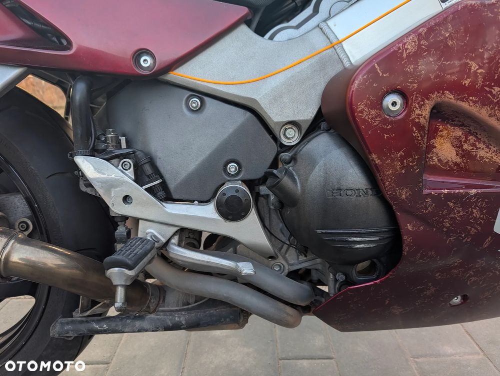 Honda VFR - 5