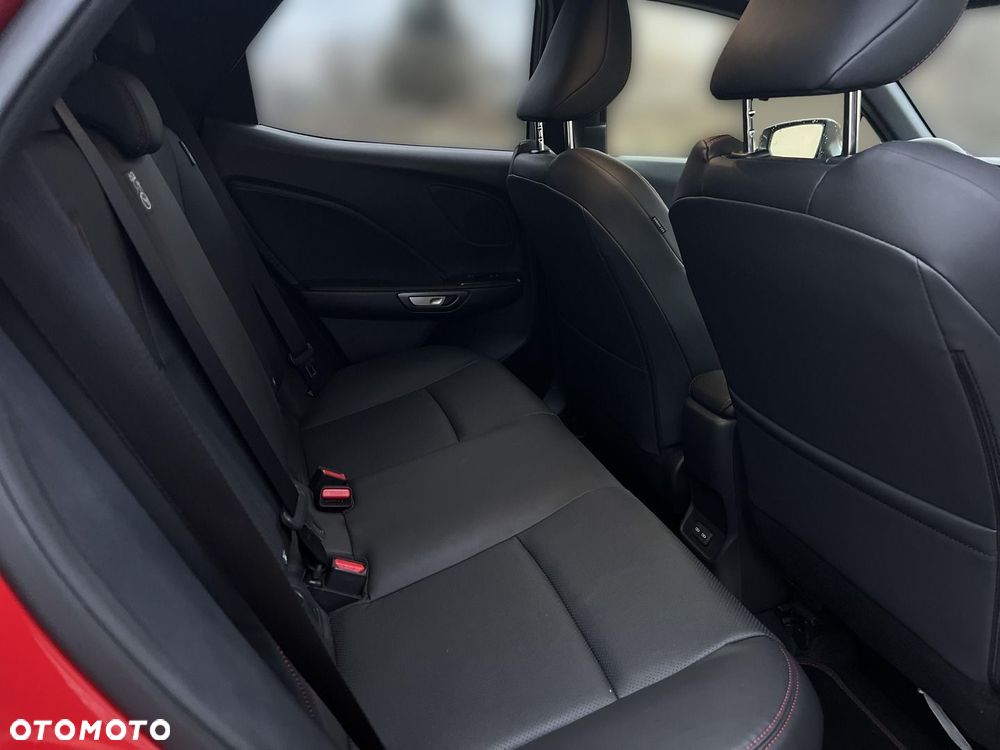 Lexus LBX 1.5 Hybrid Emotion - 16