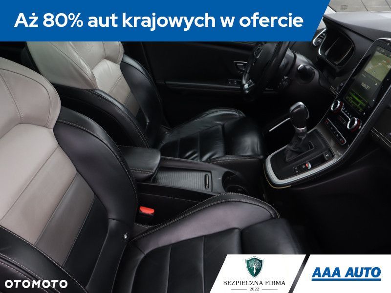 Renault Grand Scenic - 11