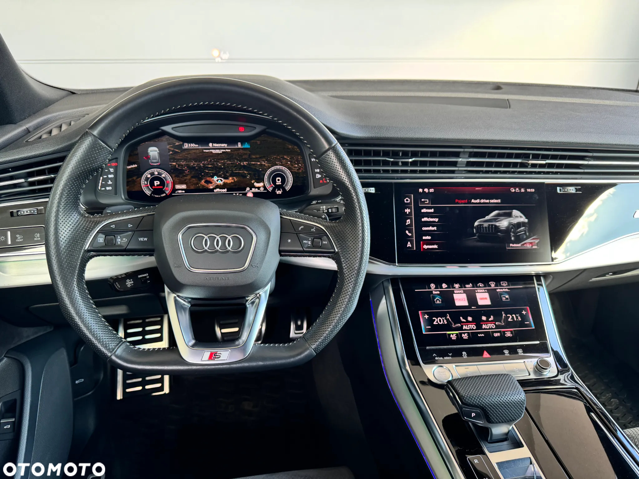 Audi Q8 - 12