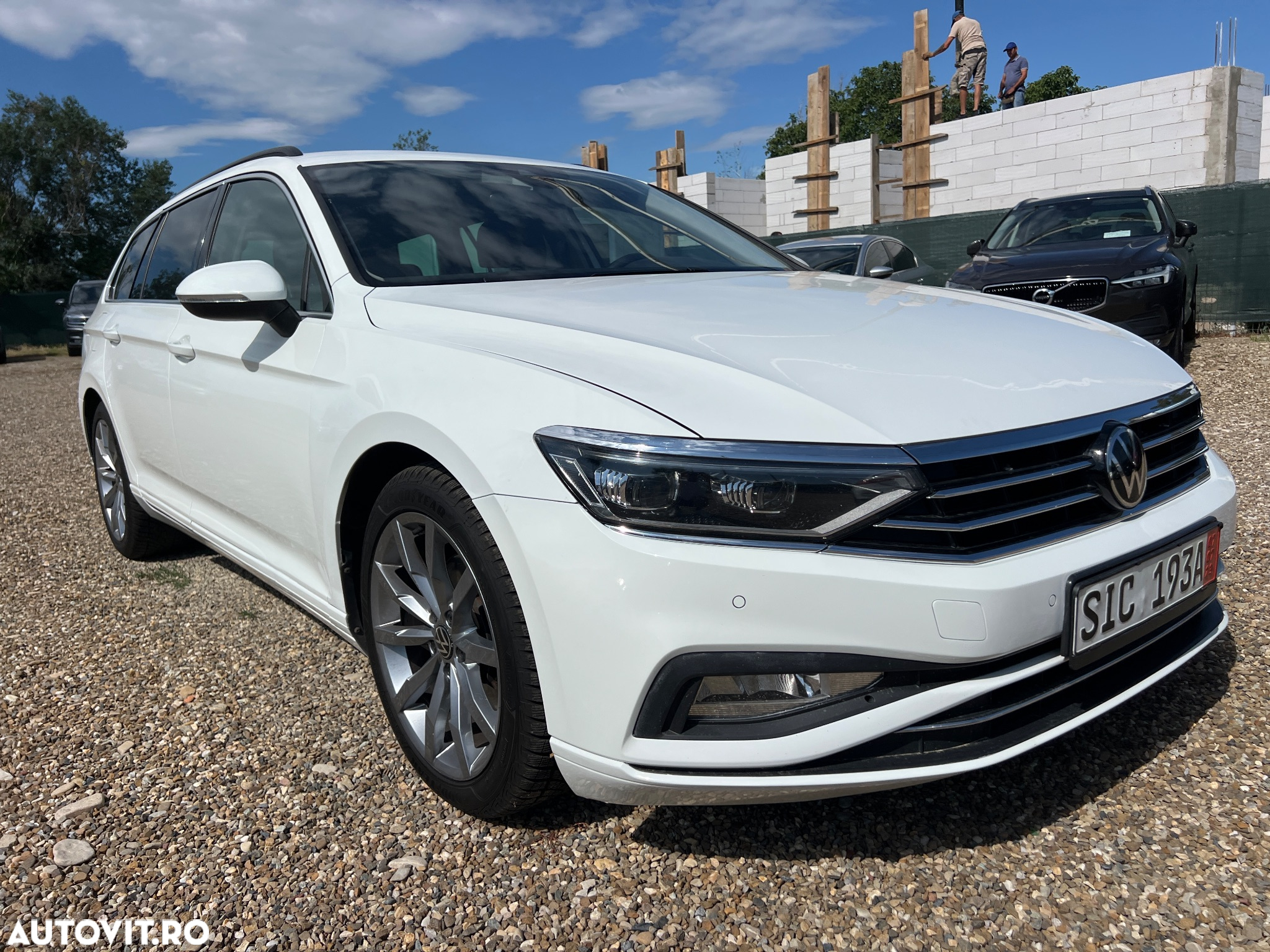 Volkswagen Passat Variant 2.0 TDI DSG Highline - 10